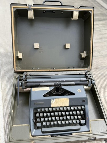 Olympia sm9 schreibmaschine - olympia,