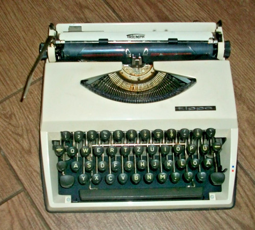 Triumph tippa schreibmaschine - triumph,