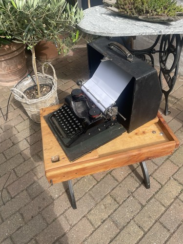 Vintage schreibmaschine filia - vintage,