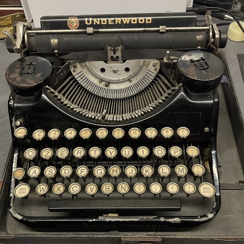 Underwood - underwood, „underwood