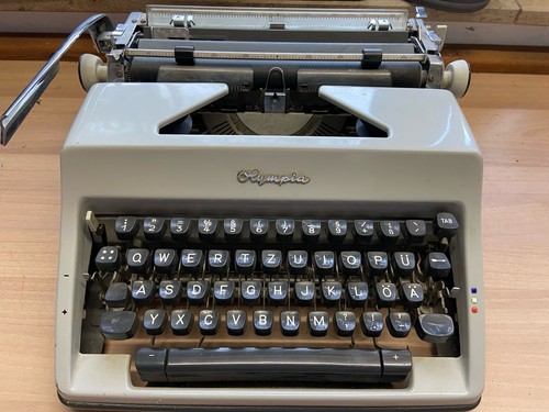 Olympia schreibmaschine - olympia,