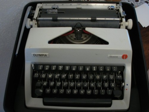 Olympia monica schreibmaschine - monica,