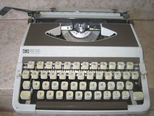 Schreibmaschine mechanisch alt