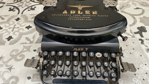 Antike adler schreibmaschine - antike,