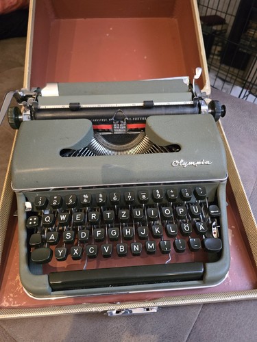 Olympia schreibmaschine - ,